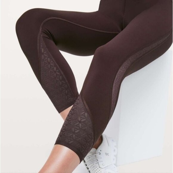 lululemon athletica Pants - Lululemon Strength & Sweat Crop *23" Black Satin